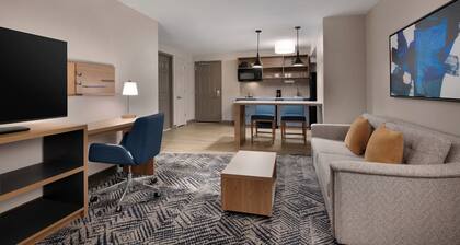 Candlewood Suites Frederick by IHG