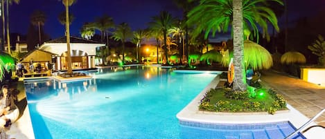 Outdoor pool, pool umbrellas, sun loungers