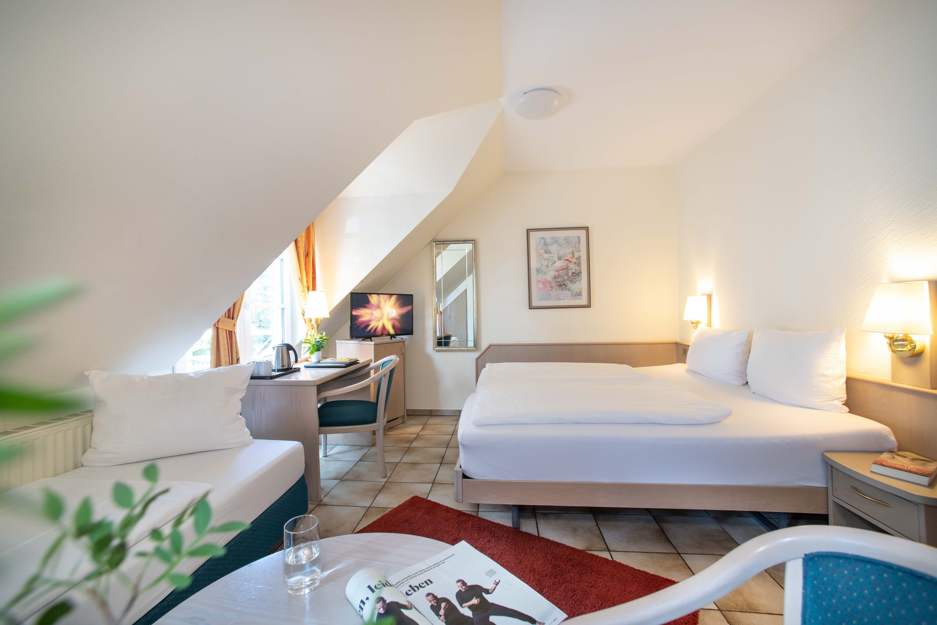 triple room | 1 bedroom, desk, laptop workspace, free wifi