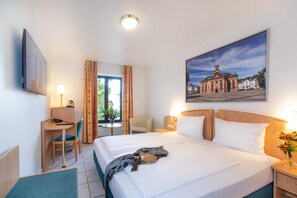 Desk, laptop workspace, free WiFi, bed sheets - UNO Hotel Posthof Saarlouis (Saarlouis)