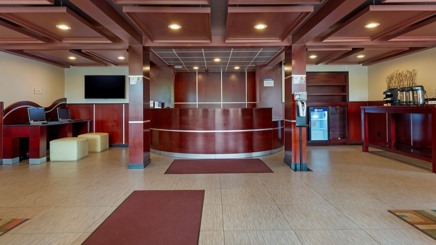 Best Western Plus Poconos Hotel