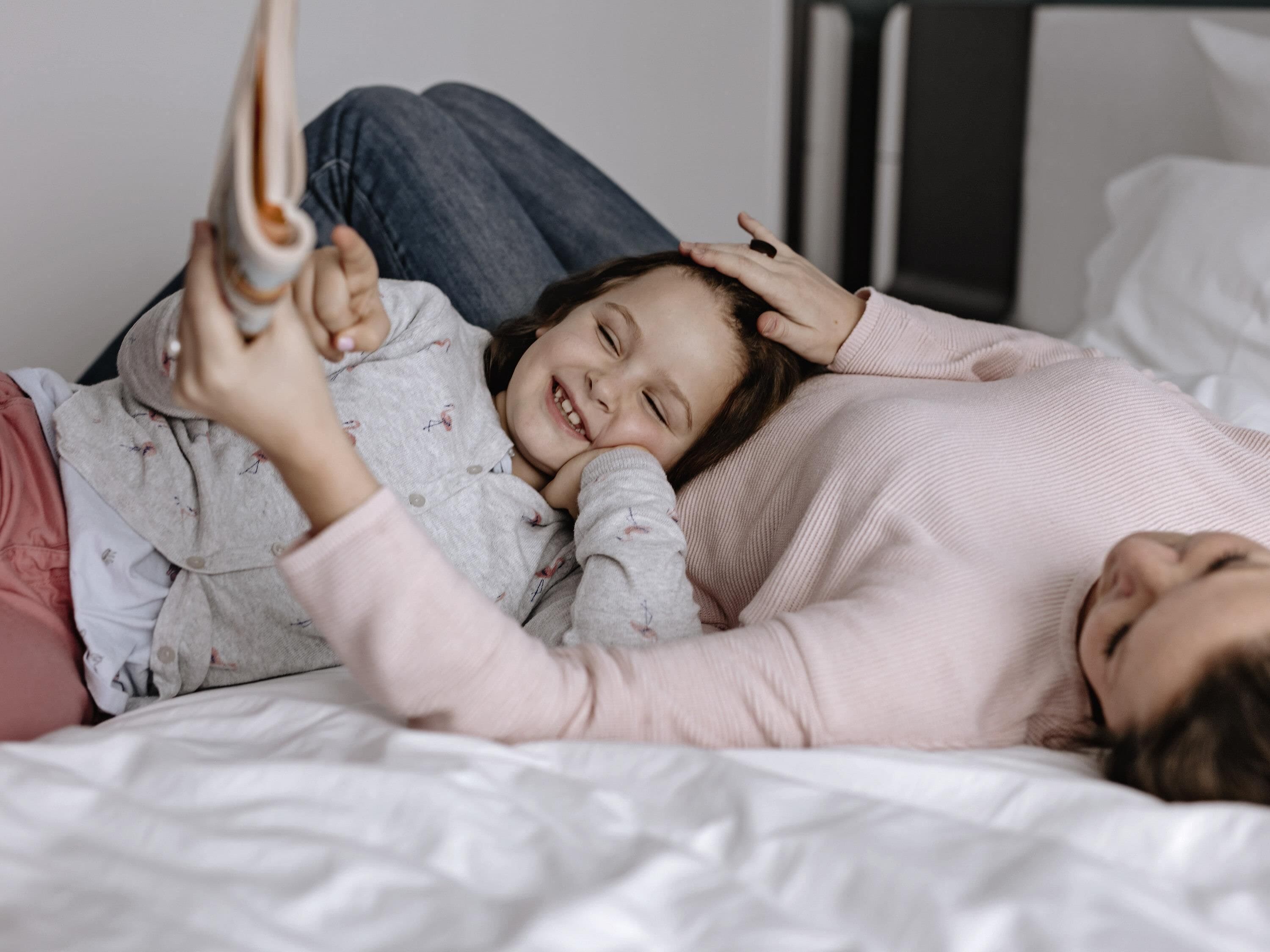 Standardzimmer, 2 Einzelbetten | Minibar, Zimmersafe, Schreibtisch, schallisolierte Zimmer