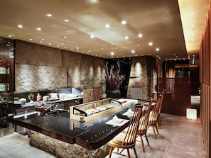 5 restaurants, breakfast, lunch, dinner served; Korean cuisine
