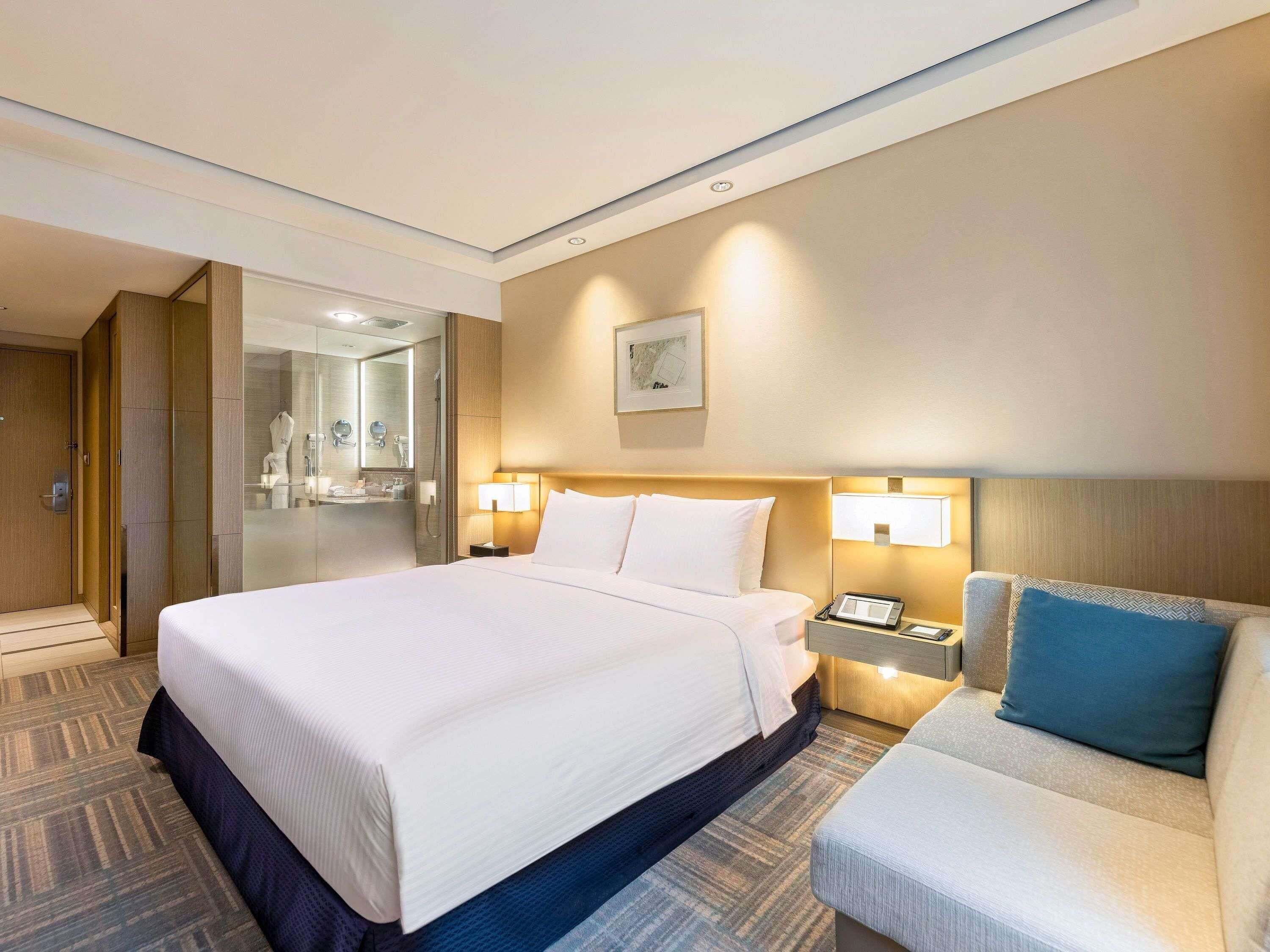 Habitación Deluxe, 1 cama Queen size | Ropa de cama de alta calidad y edredón 
