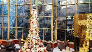 Lobby-Lounge