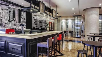 5 restaurants, breakfast, lunch, dinner served; Korean cuisine