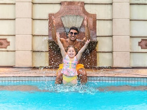 Outdoor pool, pool loungers