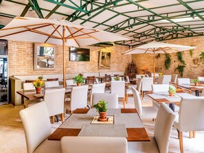 Frühstück, Mittagessen und Abendessen