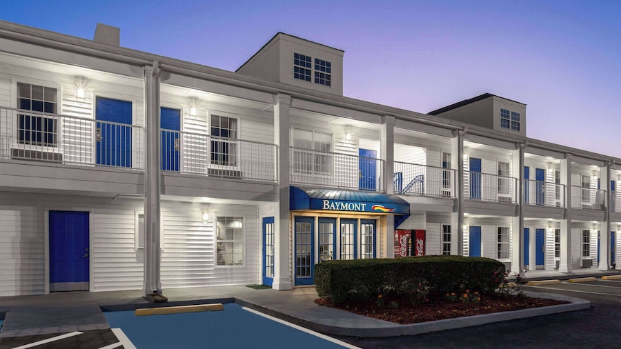 Baymont by Wyndham Brunswick GA