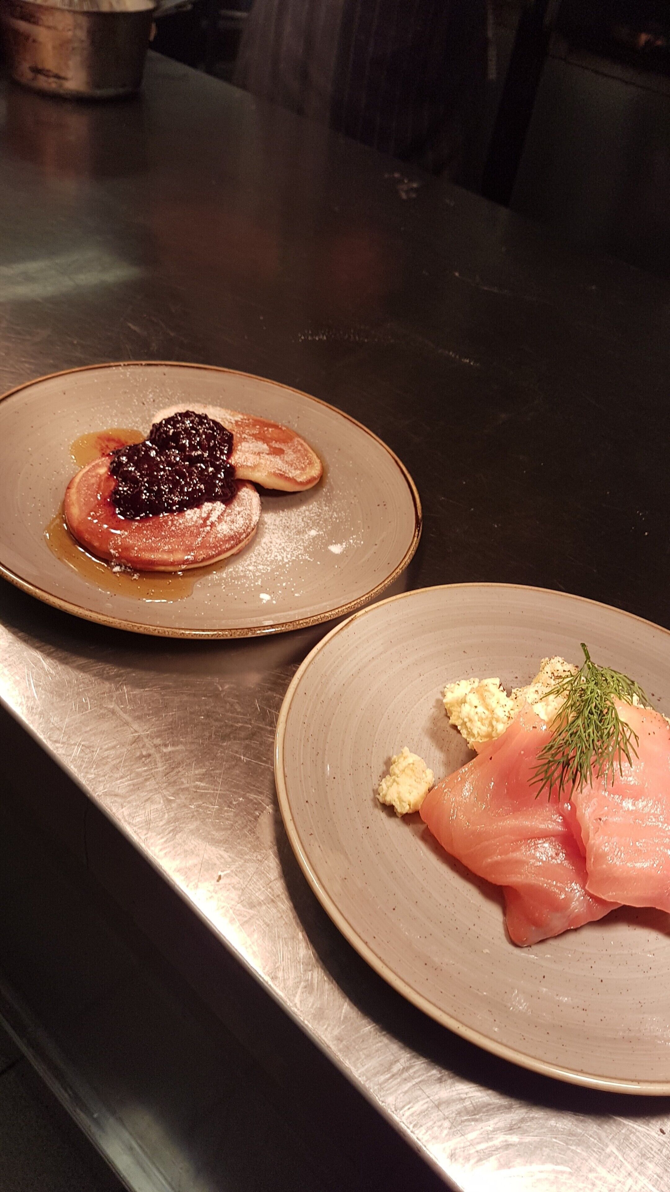 daily full breakfast for a fee