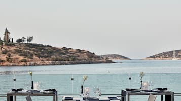 4 restaurants, breakfast, lunch, dinner served; Mediterranean cuisine