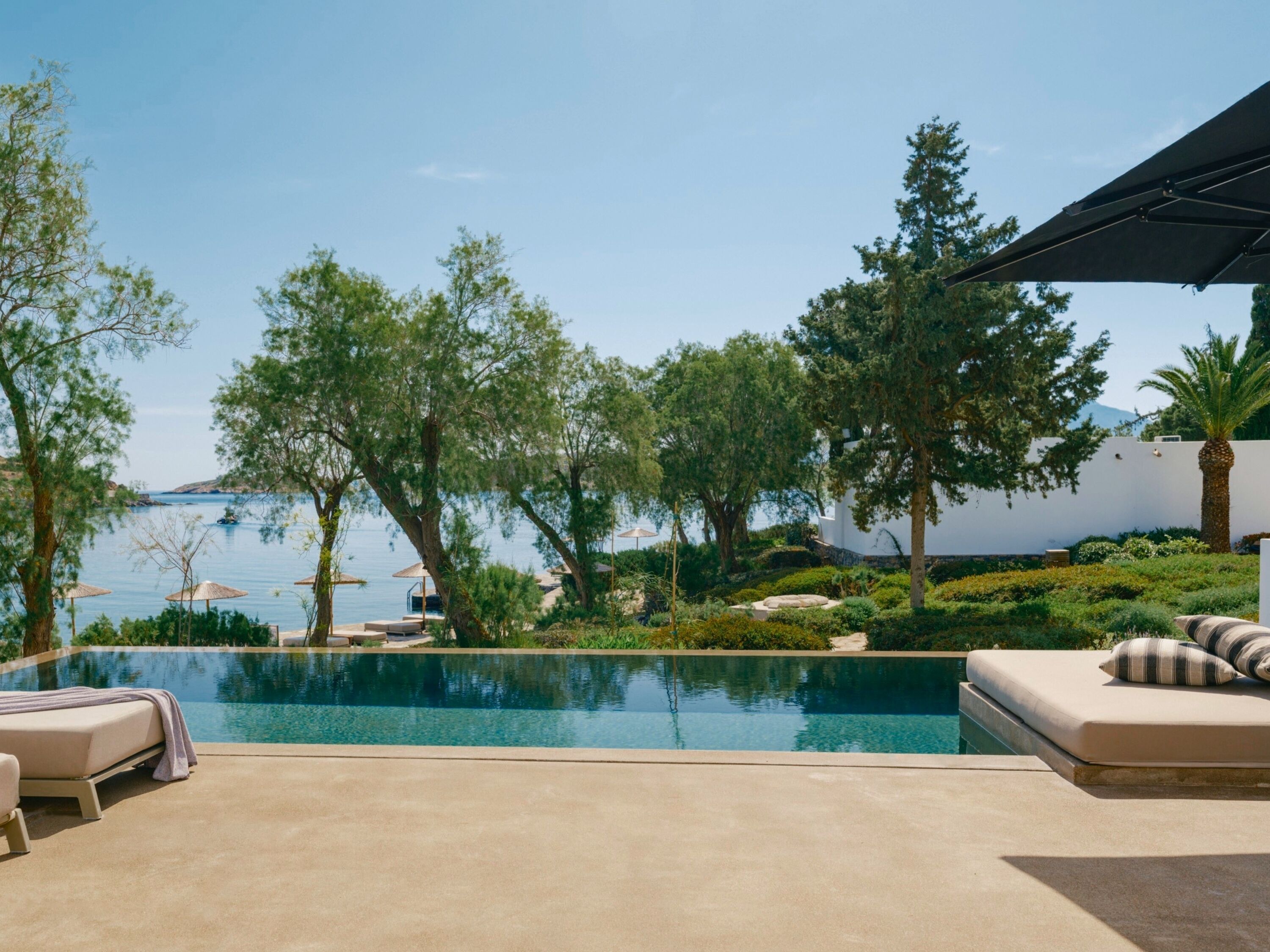 Villa, 1 Bedroom, Private Pool | Hypo-allergenic bedding, minibar, in-room safe, desk