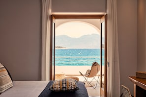 Villa, 3 chambres, piscine privée | Literie hypoallergénique, minibar, coffres-forts dans les chambres