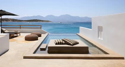 Minos Beach Art Hotel, a Member of Design Hotels