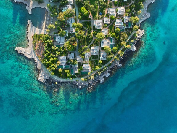 Aerial view - Minos Beach Art Hotel, a Member of Design Hotels (Agios Nikolaos)