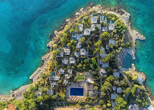 Minos Beach Art Hotel, a Member of Design Hotels