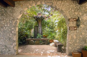 Entrada de la propiedad