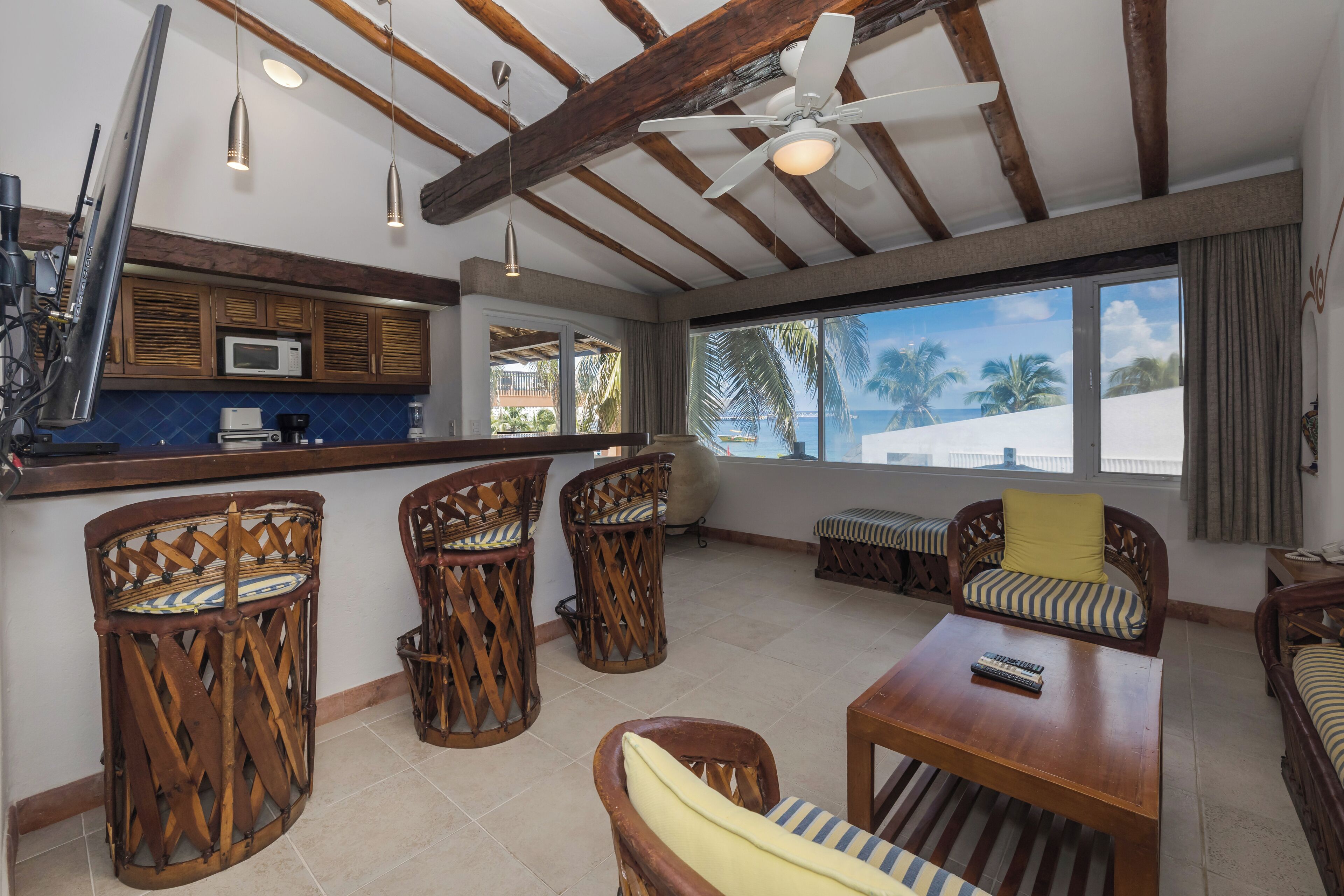 Photo - Casa del Mar Cozumel Hotel & Dive Resort with free access to an exclusive beach club