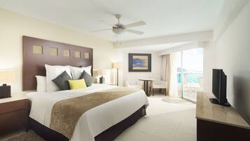 Premium bedding, in-room safe, desk, blackout drapes