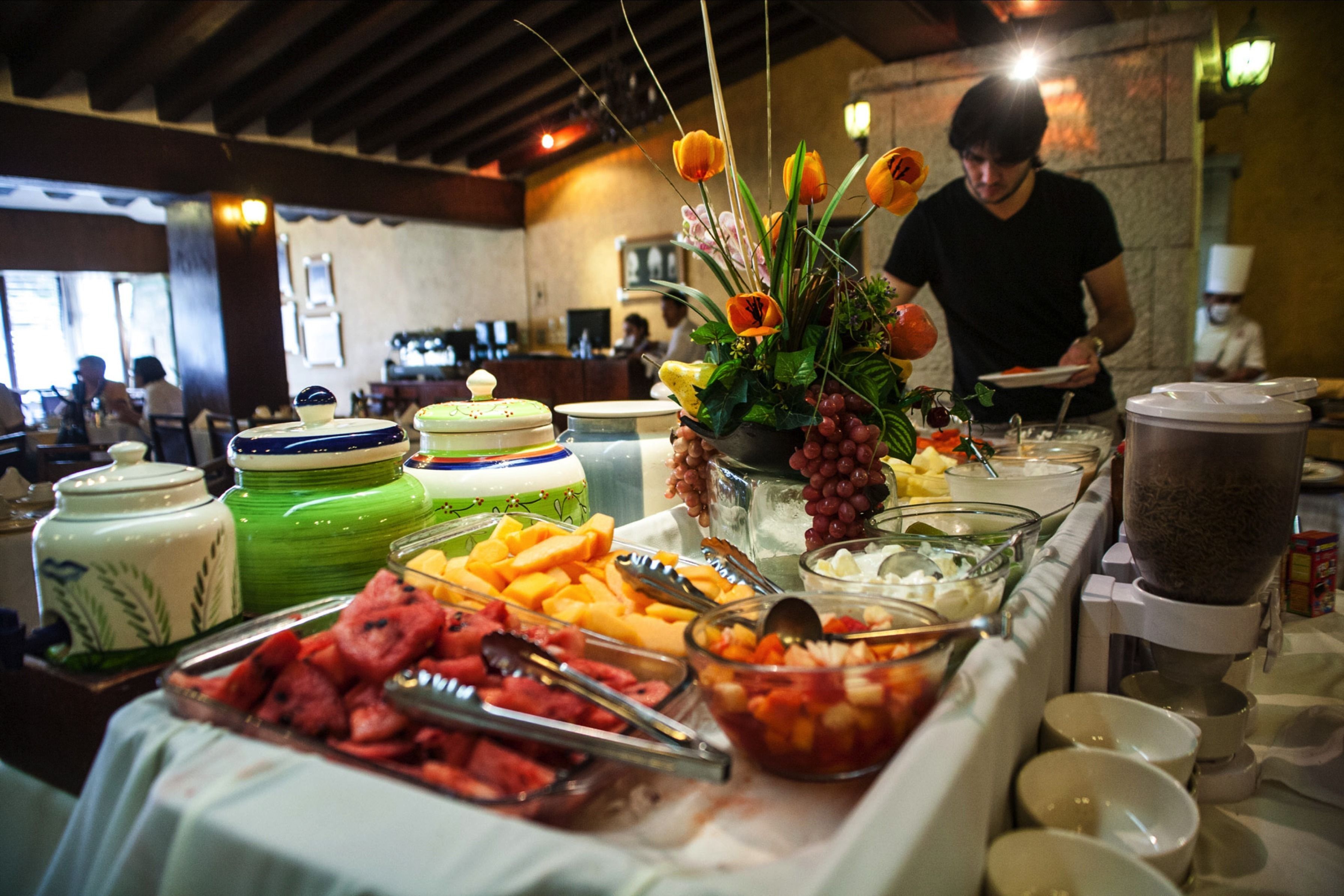 daily continental breakfast (mxn 130 per person)