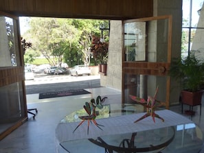 Breakfast, lunch, dinner served; international cuisine, garden views