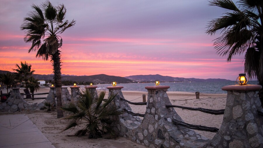 Buena Vista Oceanfront & Hot Springs Resort