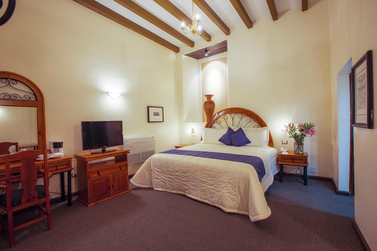 1 chambre, literie de qualité supérieure, couette en duvet d'oie