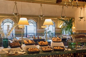 Dagelijks ontbijtbuffet (toeslag)