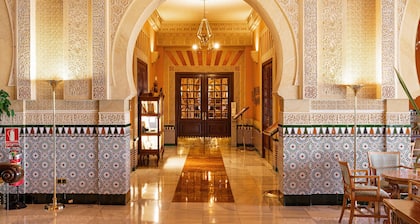 Alhambra Palace Hotel