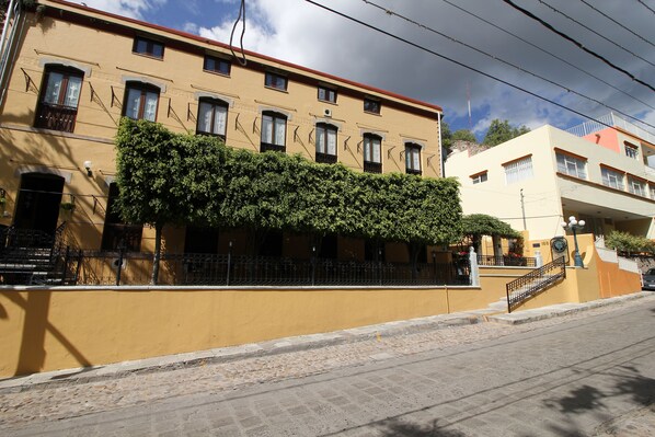 Façade de l’hébergement