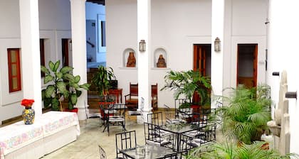 Hotel Aitana