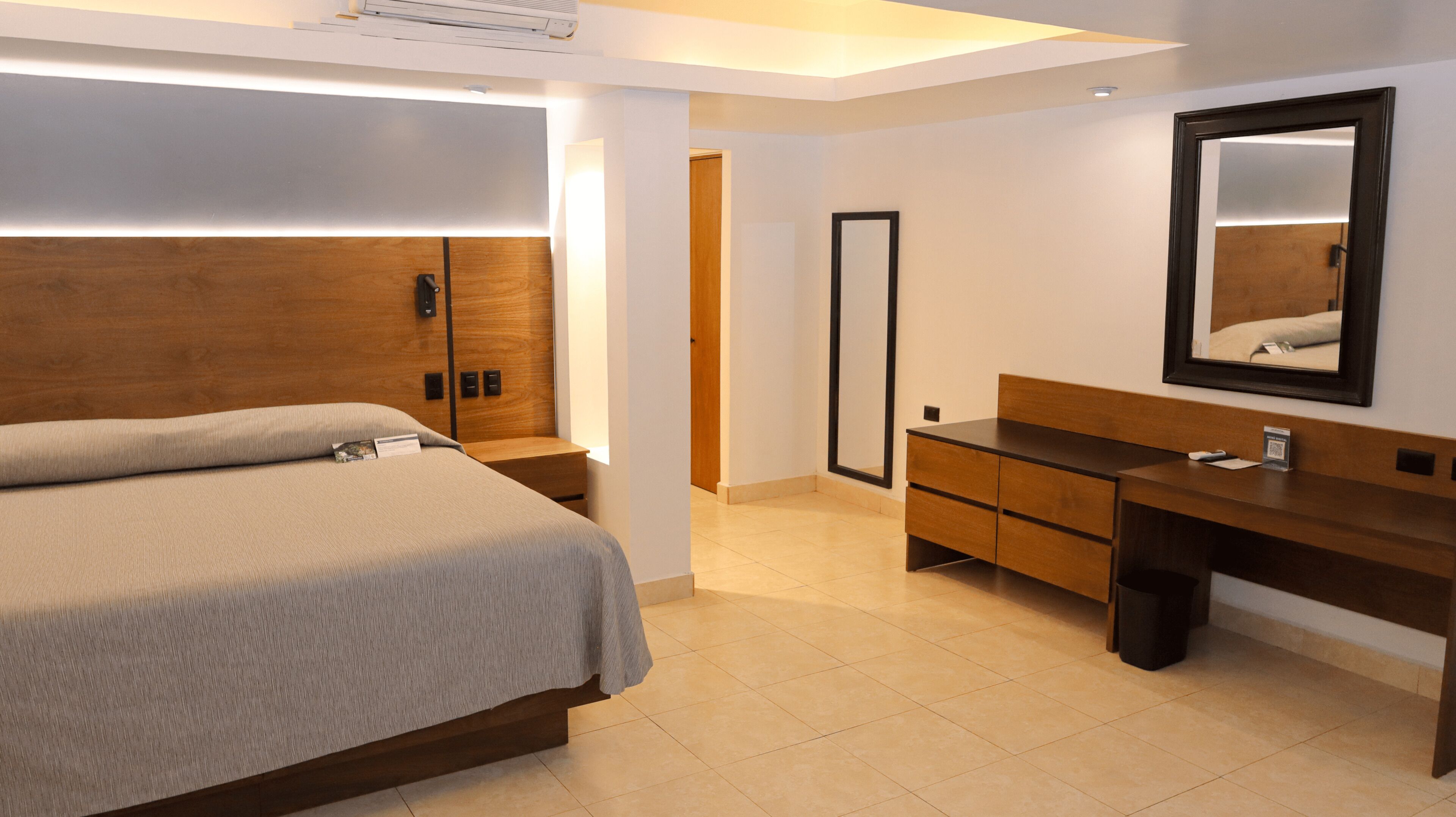 Junior Suite, 1 King Bed | Premium bedding, in-room safe, desk, iron/ironing board