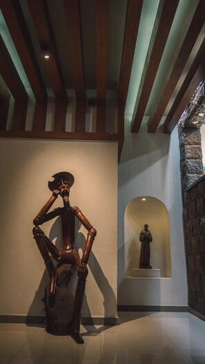 Interior detail - Hotel Fortin Plaza (Oaxaca)