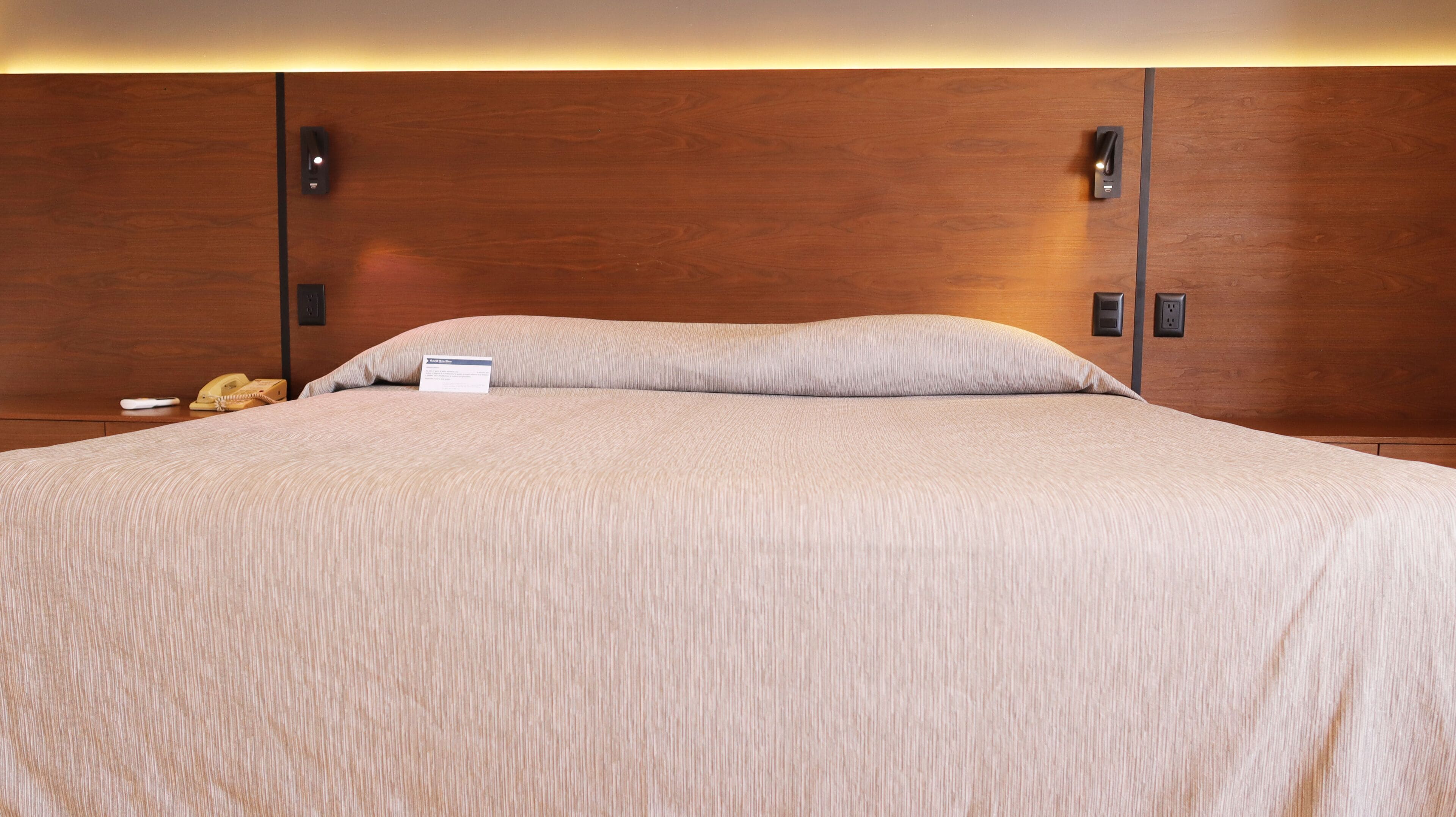 Junior Suite, 1 King Bed | Premium bedding, in-room safe, desk, iron/ironing board