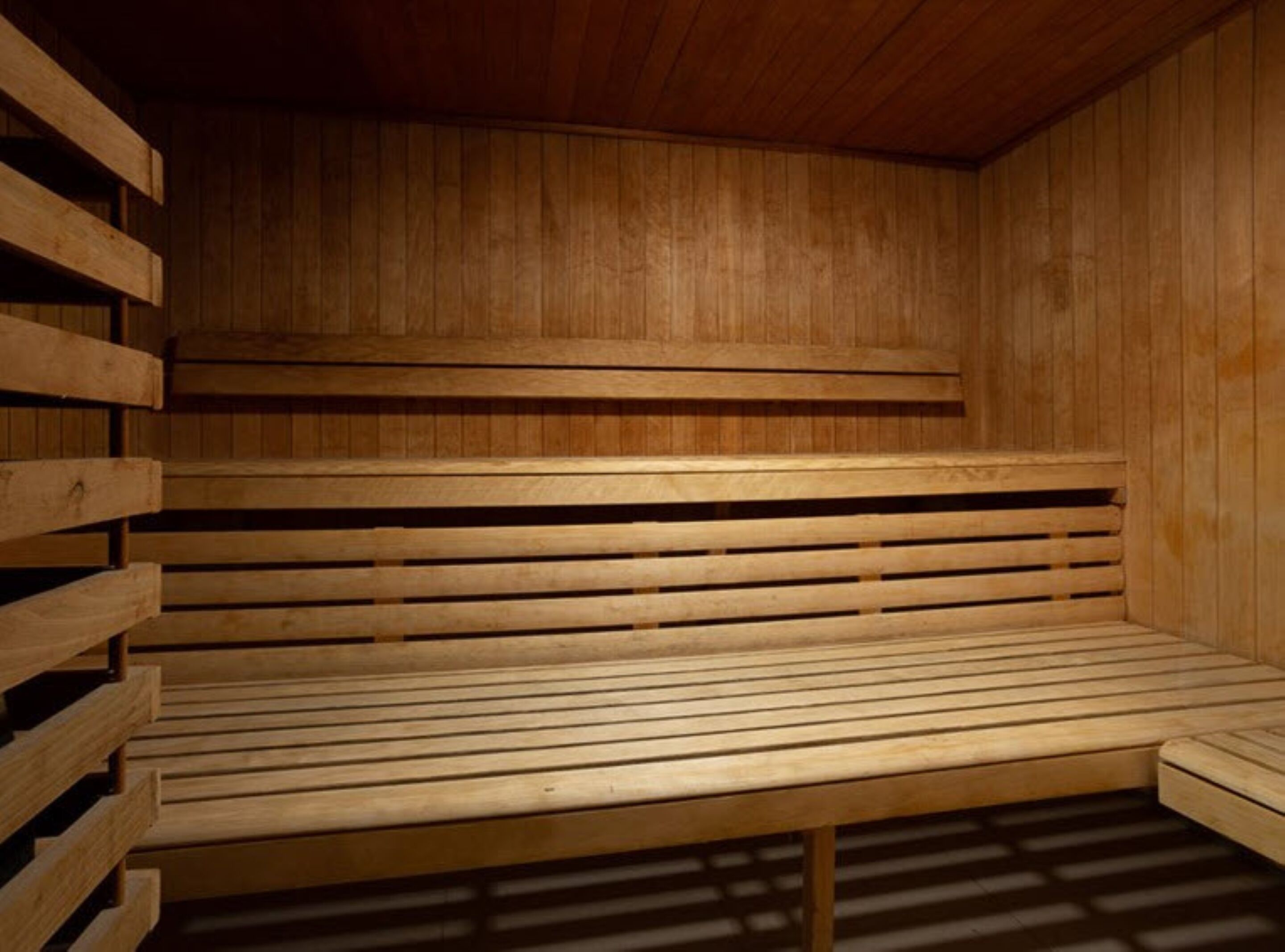 sauna, body treatments, aromatherapy, deep-tissue massages