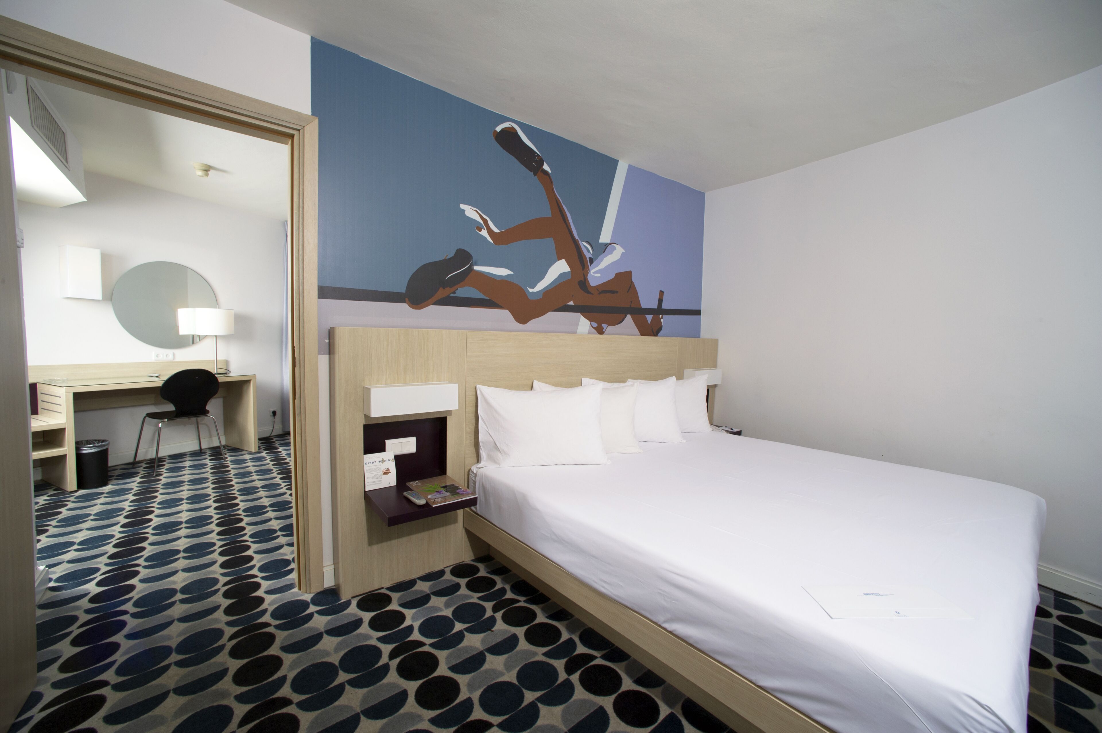 minibar, in-room safe, desk, iron/ironing board