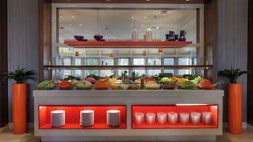Desayuno buffet incluido todos los días