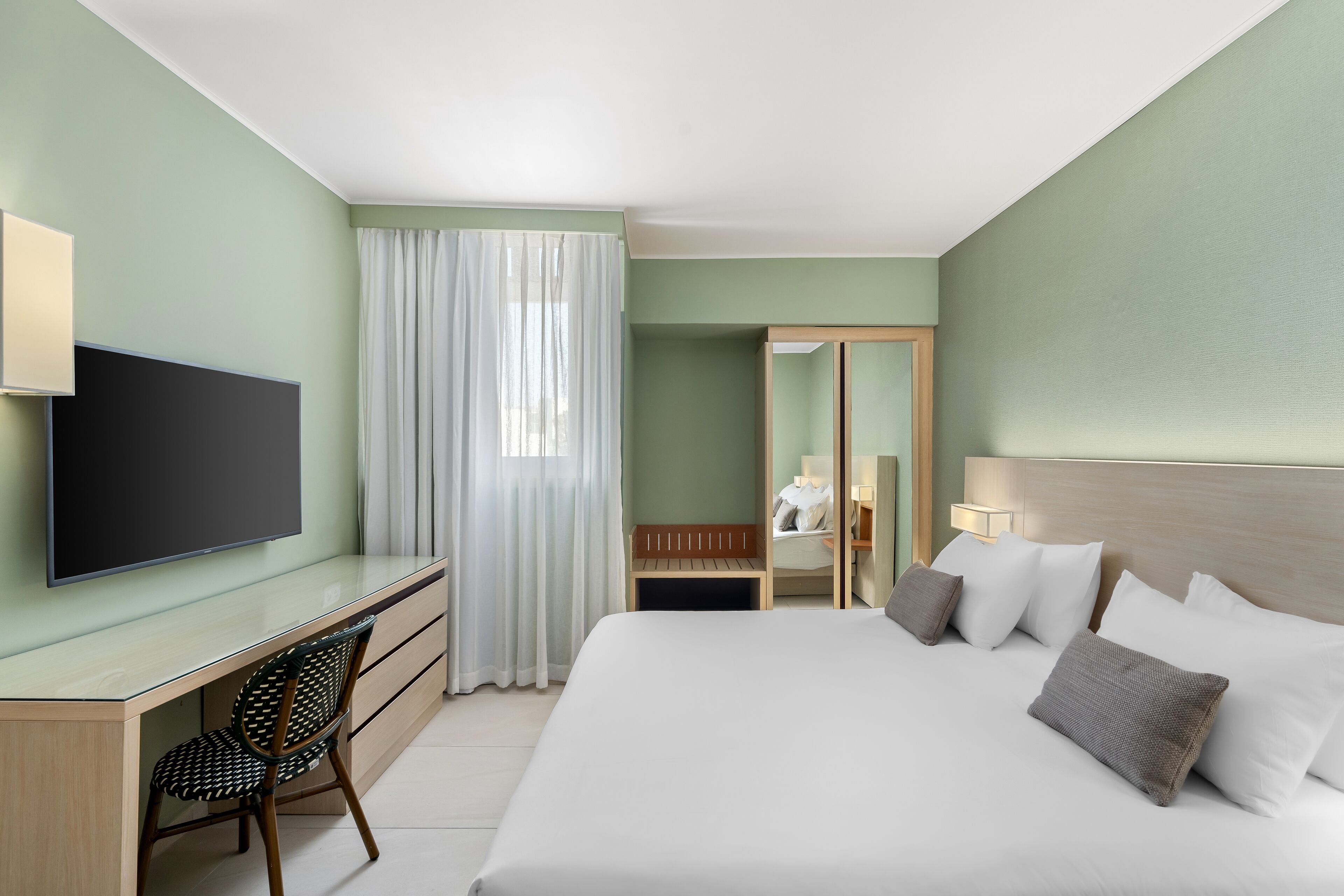 mondial family room | minibar, in-room safe, desk, iron/ironing board