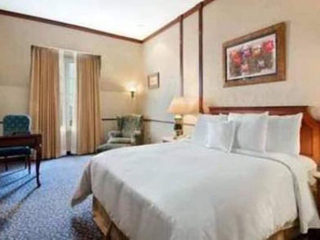 Premium bedding, down duvets, pillow-top beds, in-room safe