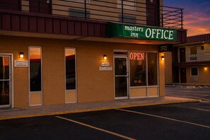 Exterior - Masters Inn Augusta at Washington Road (Augusta)
