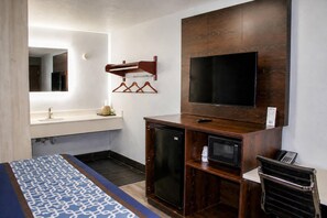 Standard Room, 1 King Bed, Non Smoking - Masters Inn Augusta at Washington Road (Augusta)