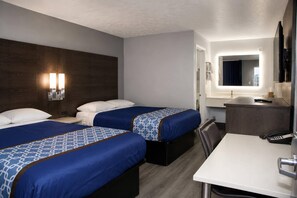 Standard Room, 2 Katil Ratu (Queen), Non Smoking | Meja, Wi-fi percuma 