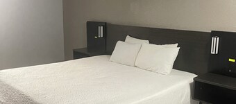 FairBridge Inn & Suites McDonough