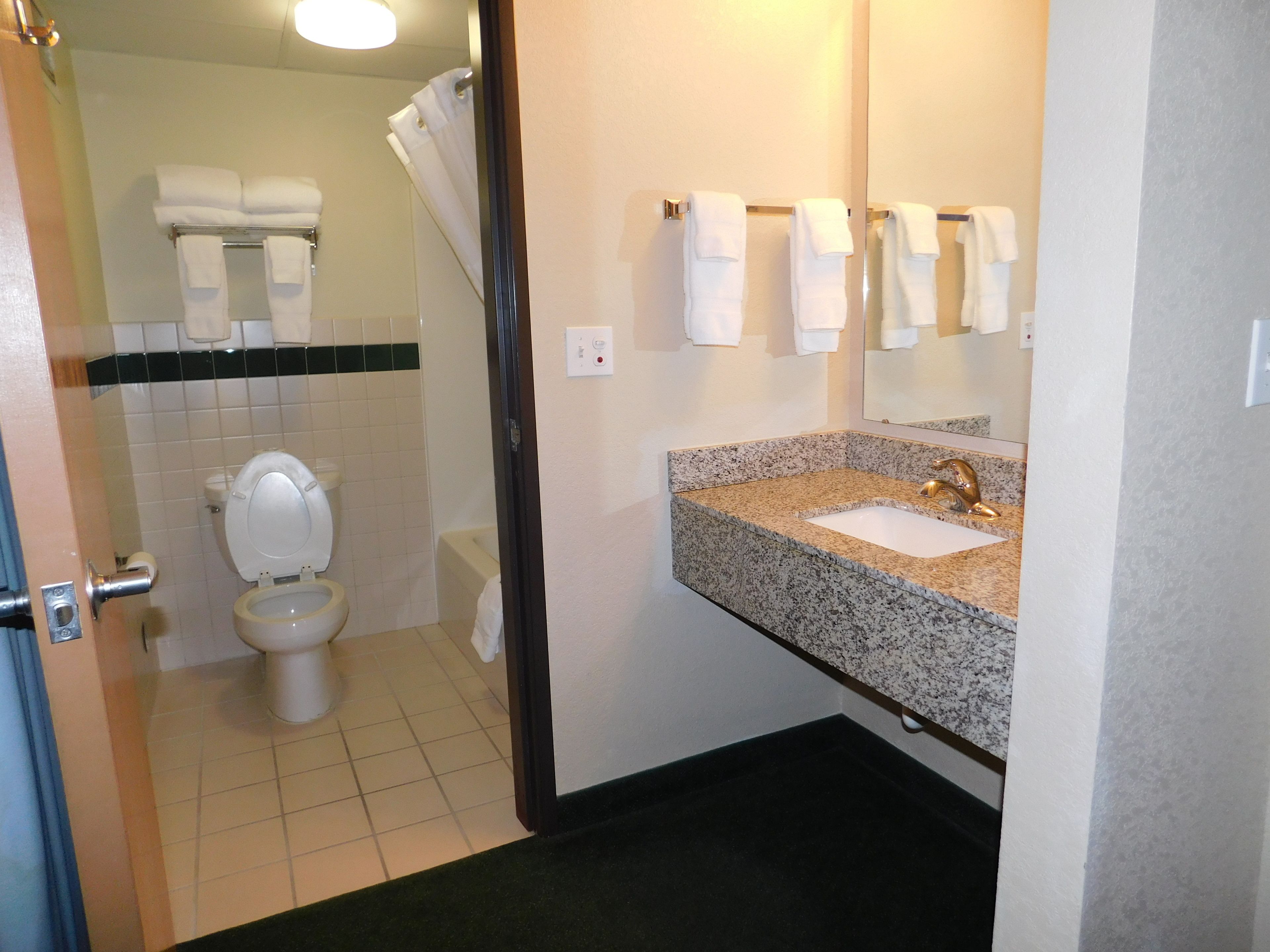 AmericInn by Wyndham Oscoda Near AuSable River