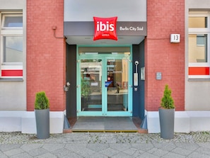 Exterior - ibis Berlin City Süd (Berlin)