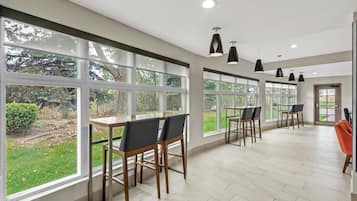 Free buffet breakfast