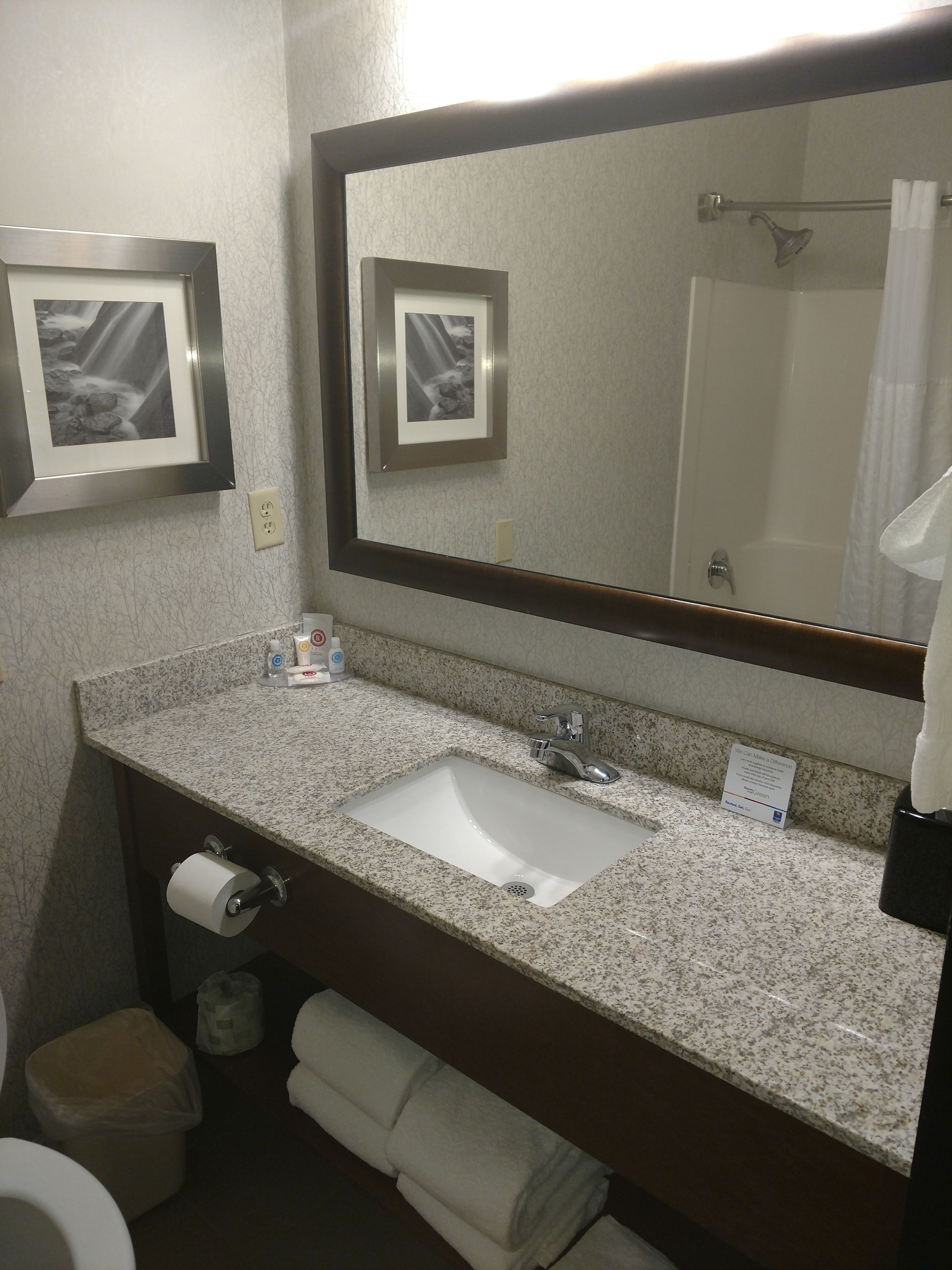 combined shower/bathtub, free toiletries, hair dryer, towels