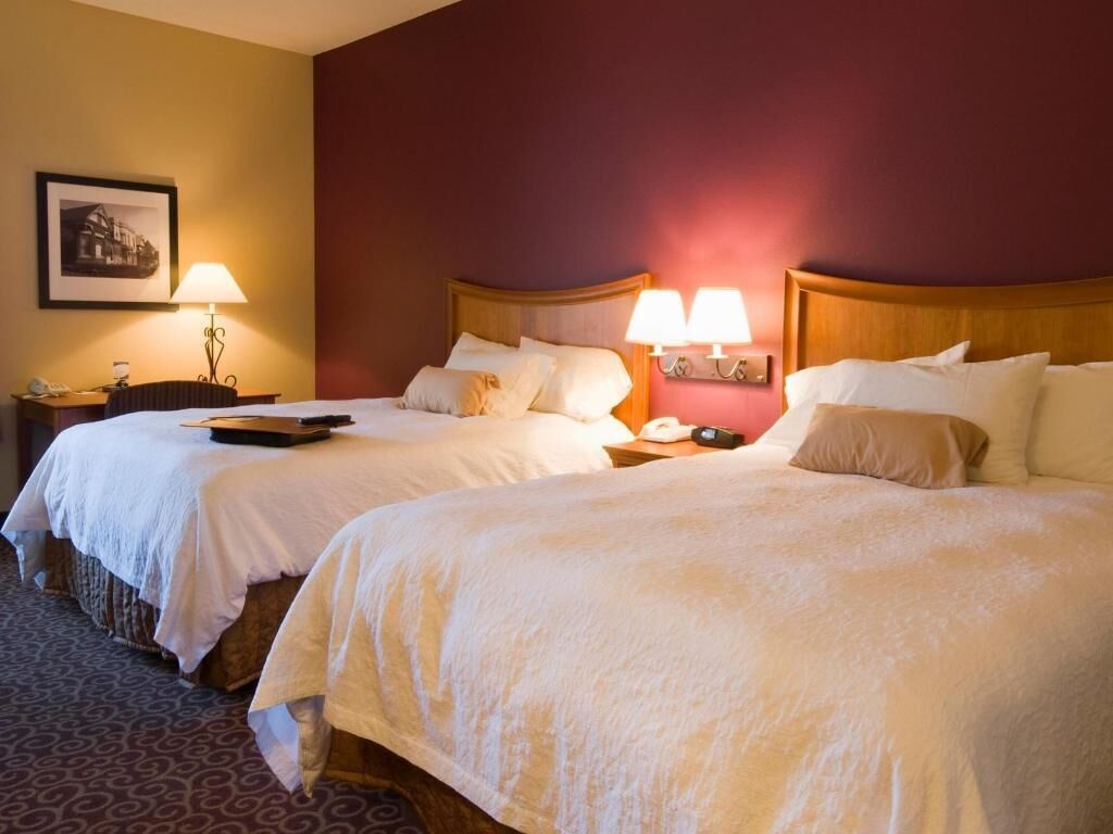 Premium bedding, in-room safe, iron/ironing board, rollaway beds