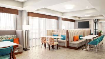 Petit déjeuner continental compris tous les jours