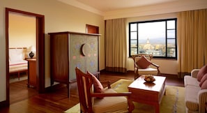Hochwertige Bettwaren, Pillowtop-Betten, Minibar, Zimmersafe